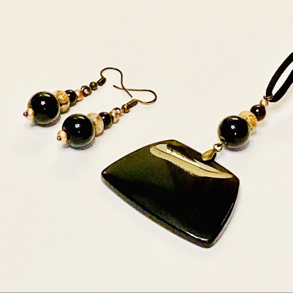 Unique BLACK AGATE Stone w/ Tan Picture Jasper Necklace & Matching Earrings Set - Picture 6 of 9